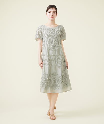 GDEJU73790  サークル刺繍ドレス