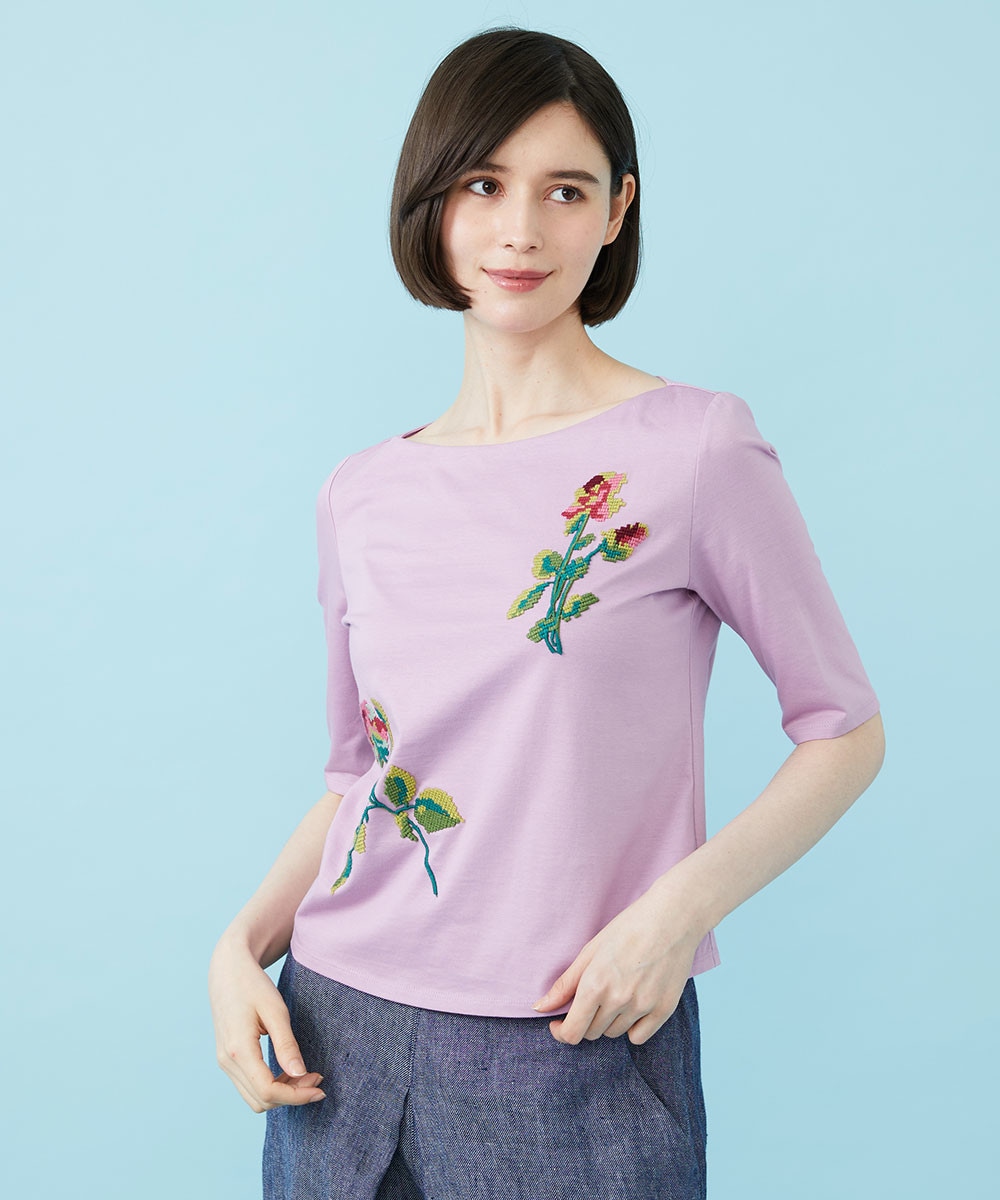 ローズ刺繍カットソー