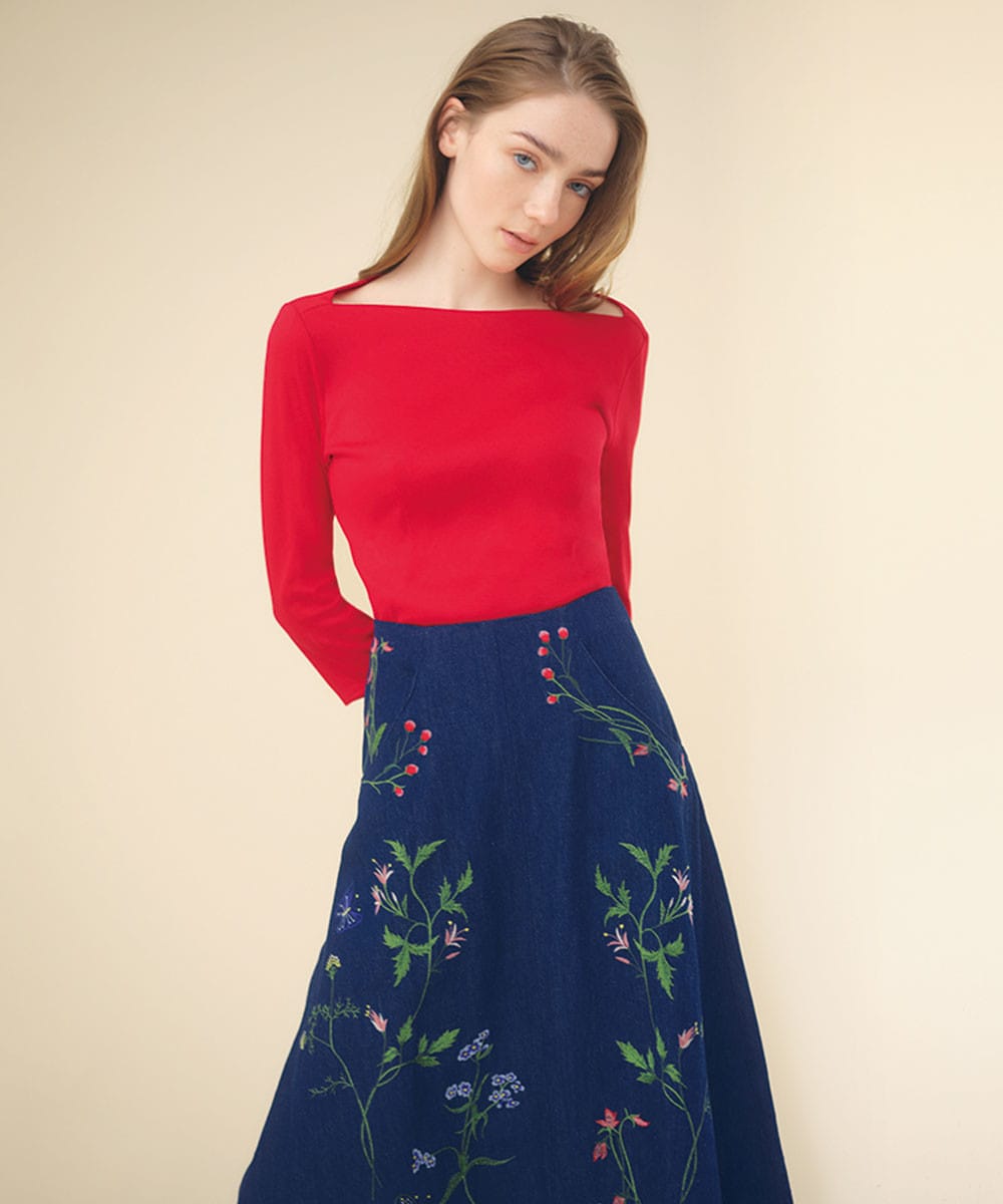 Red jersey top x embroidered skirt