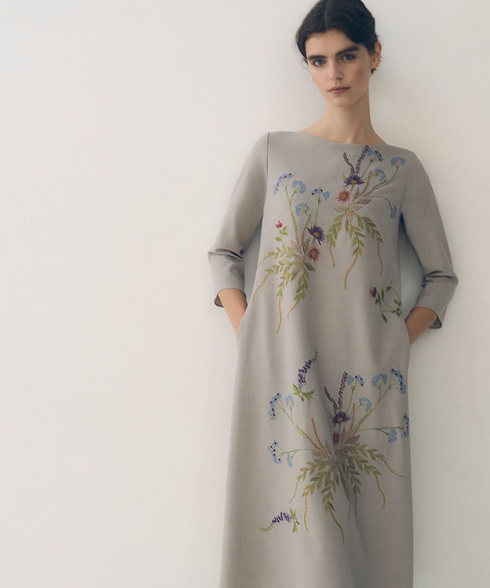 Flower embroidery dress