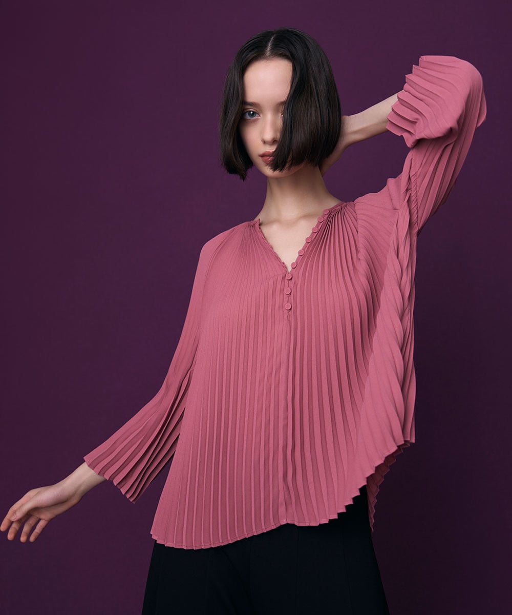 Pleats blouse