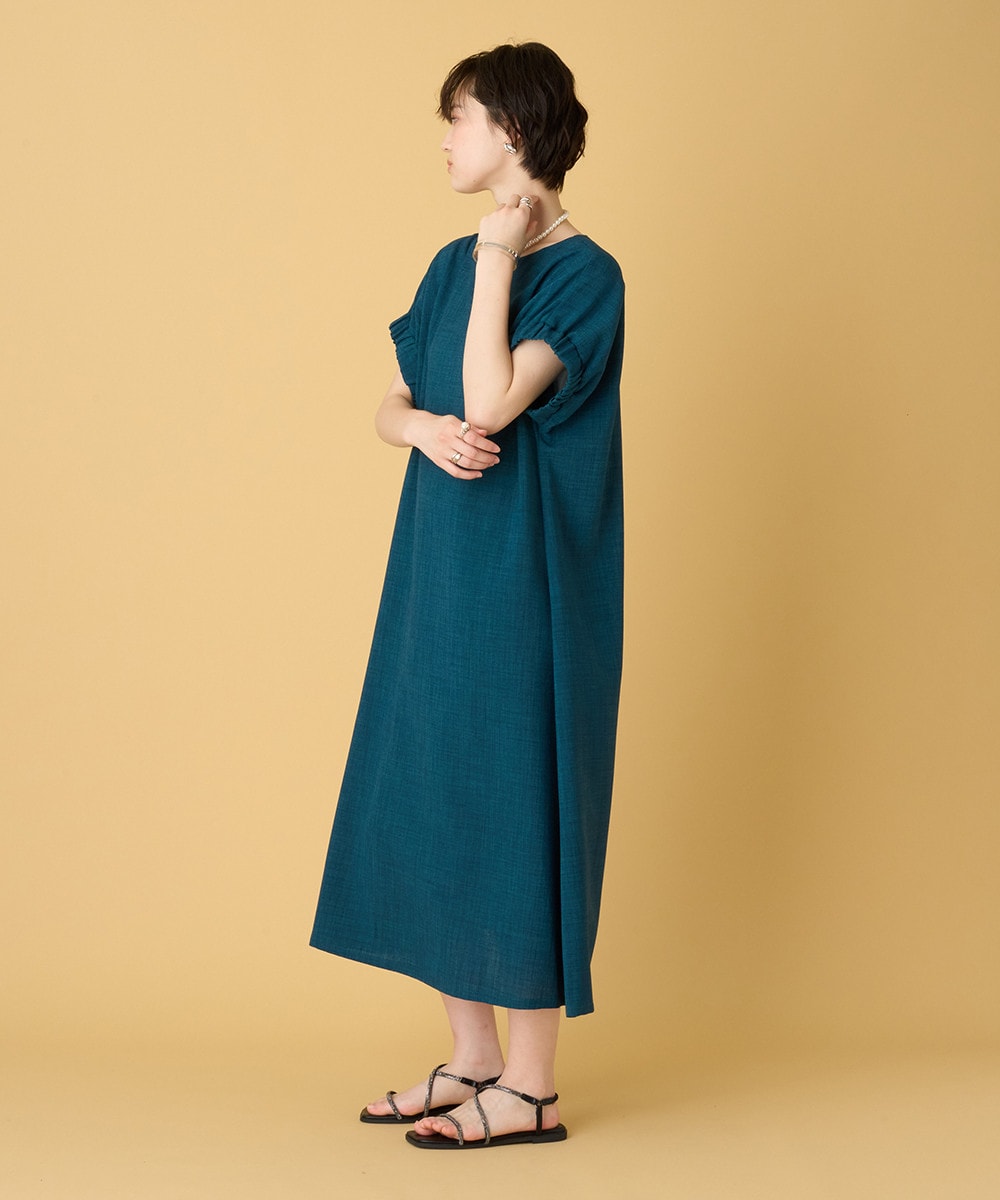 スリットネックロングワンピース
