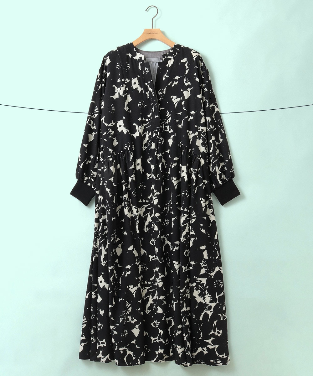 フラワープリントフレアワンピース