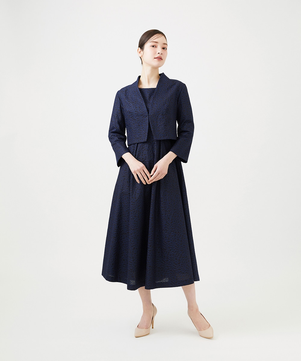 Sybilla(シビラ)のフラワー総刺繡ボレロジャケット