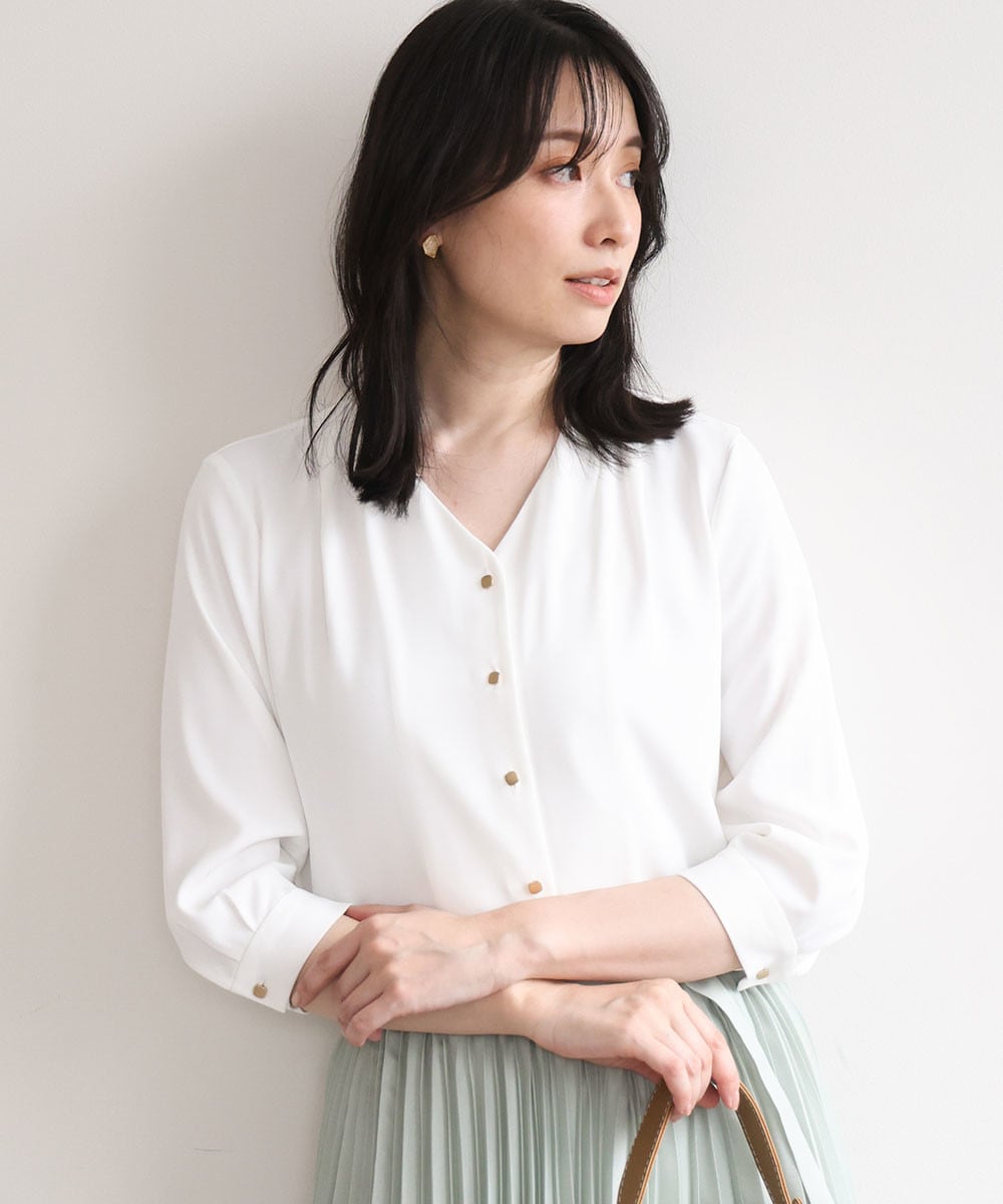 サテンジョーゼットVネックブラウス/UVカット/接触冷感/洗濯機で洗える/WEB限定サイズあり