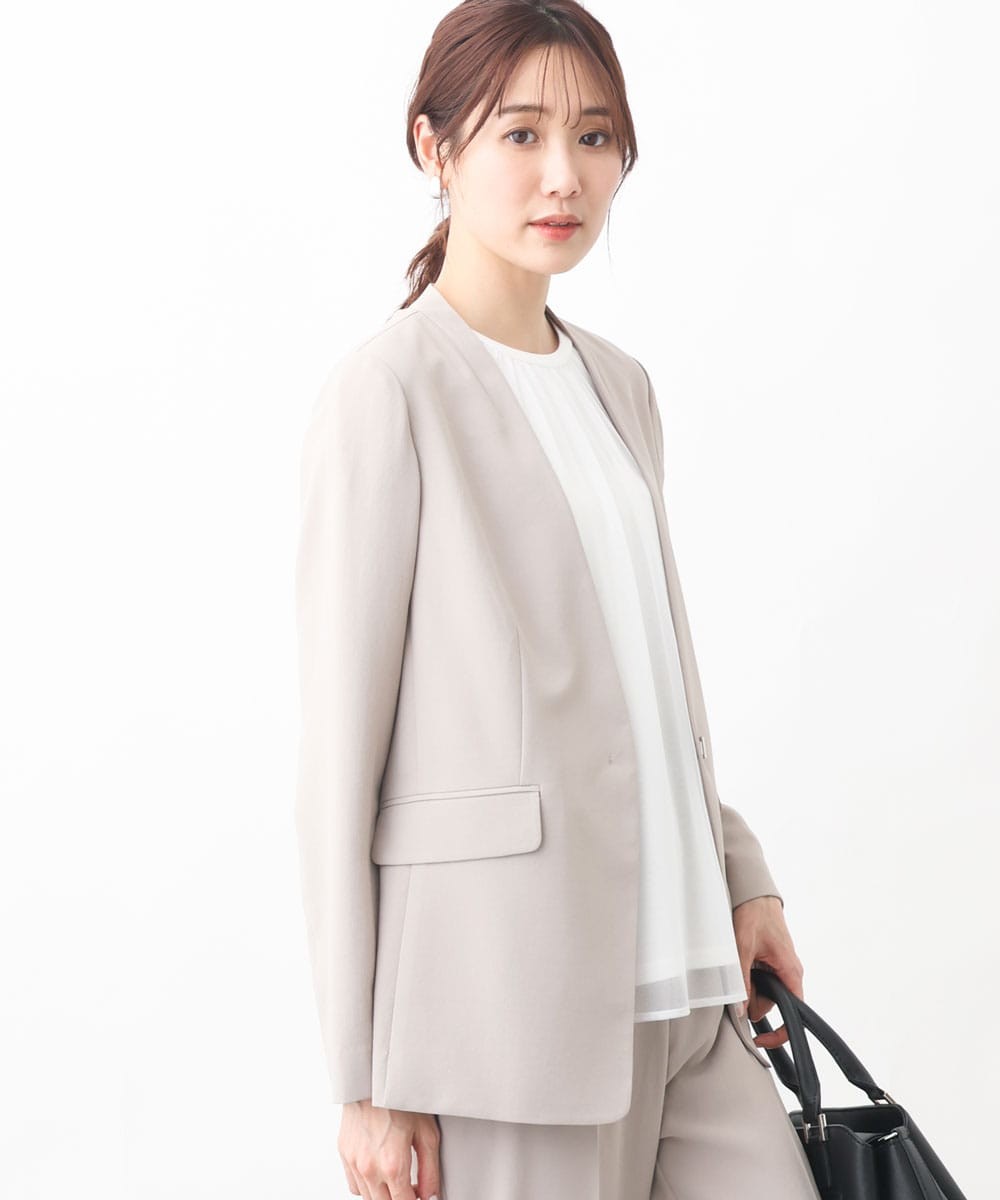 MK ミッシェルクランのノーカラージャケットの画像