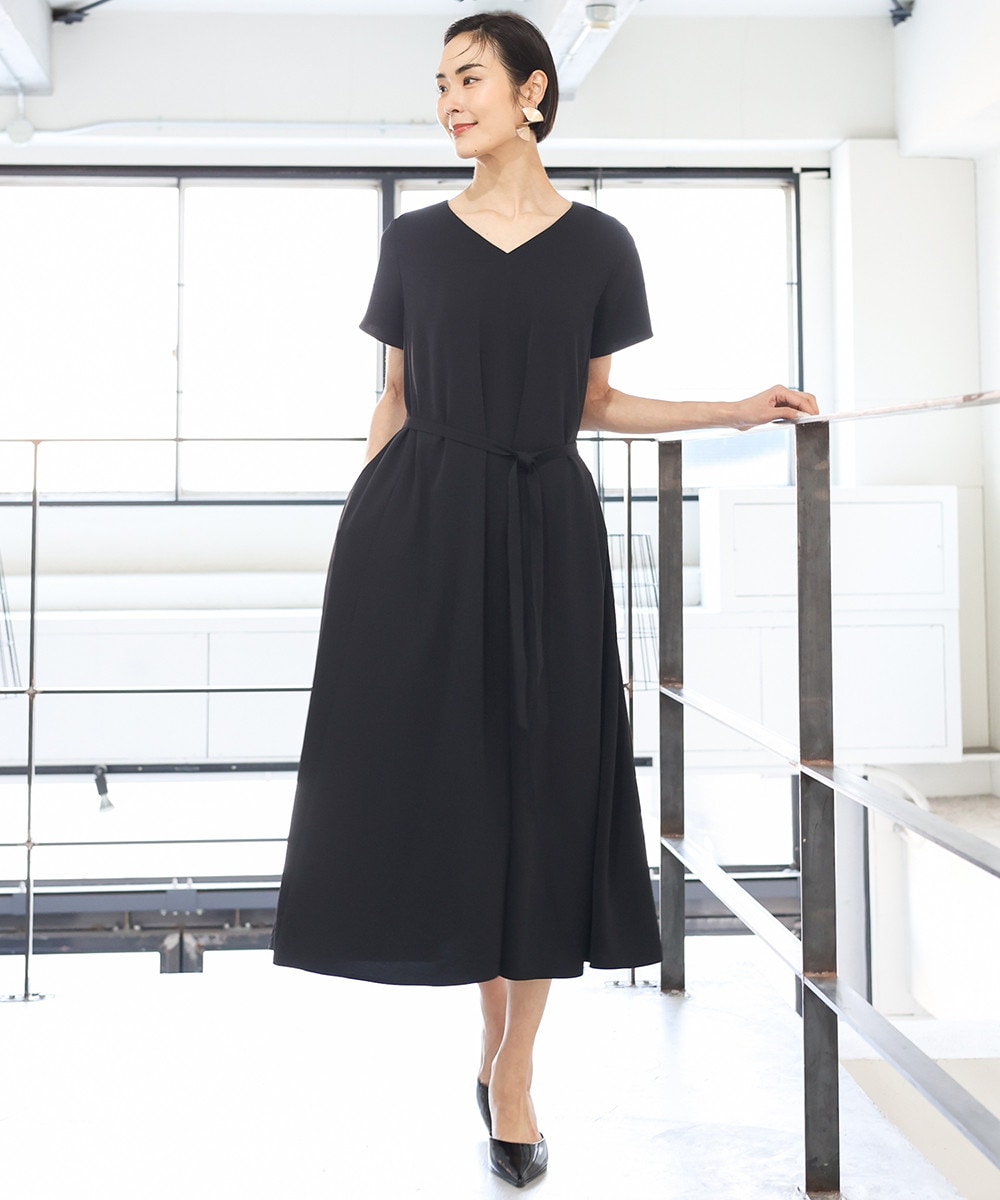 夏に頼れる「大人ワンピース」