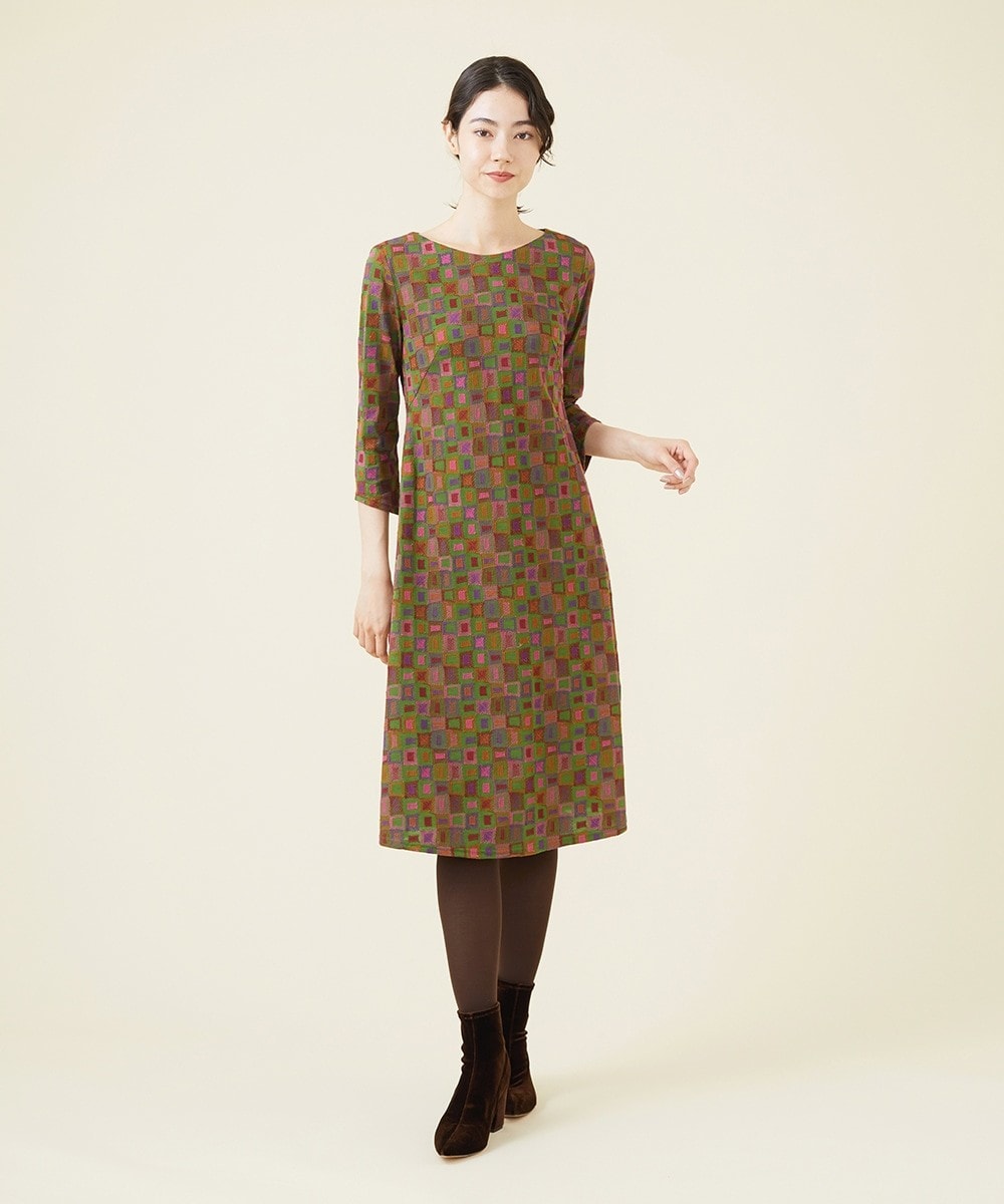 シビラのジオメトリック刺繍ジャージードレスの画像