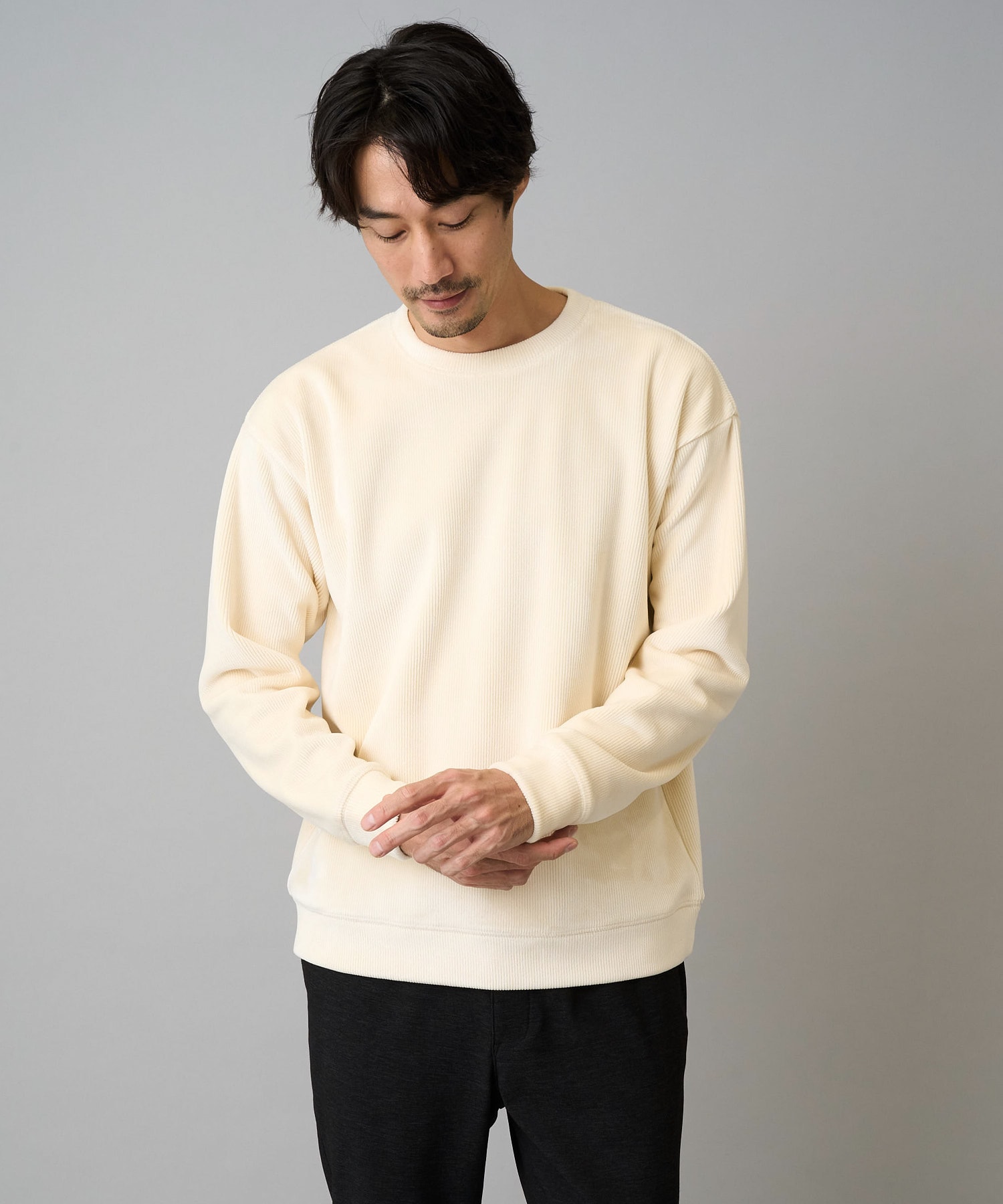 【洗濯機で洗える】カットコーデュロイプルオーバー