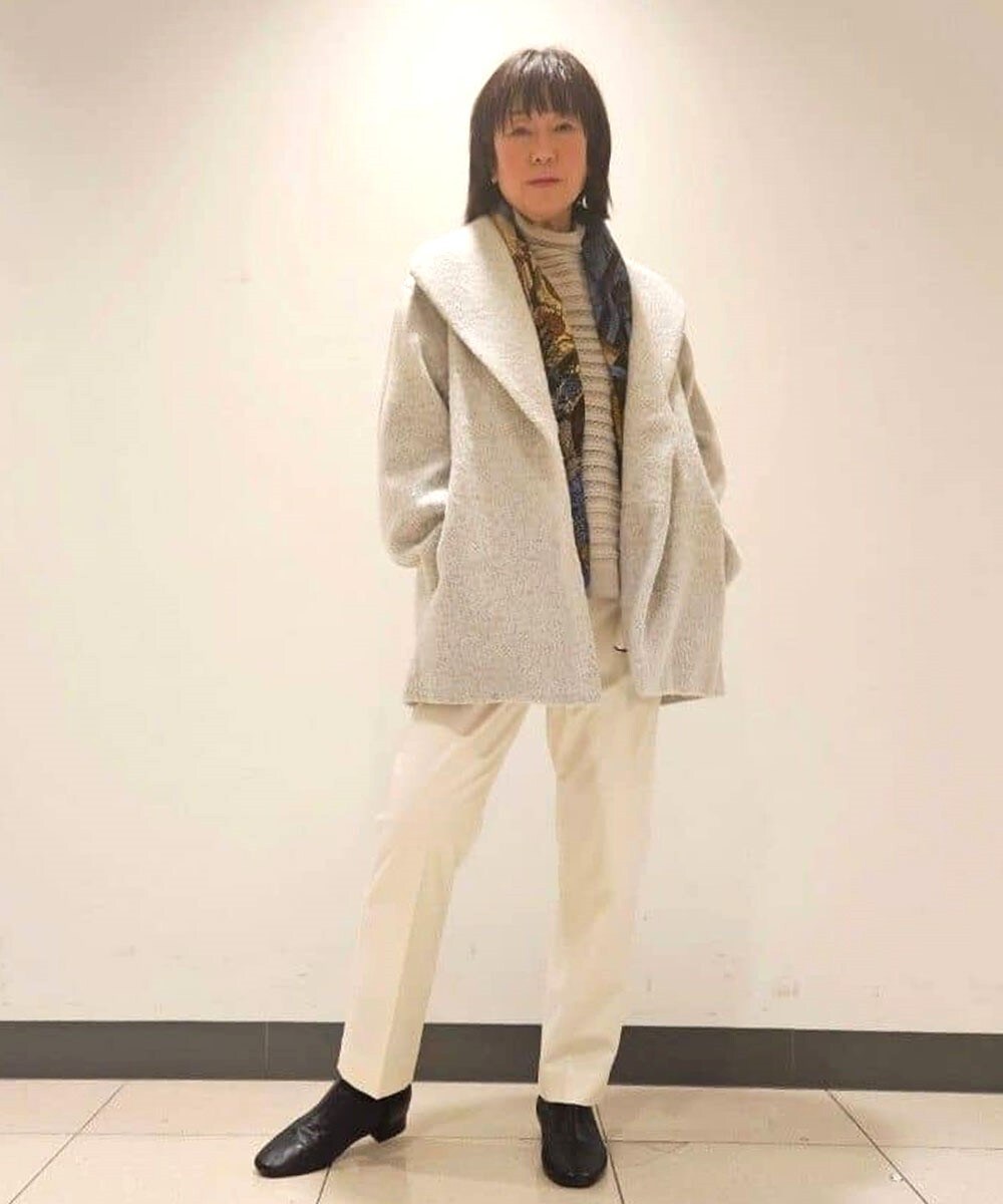 美シルエットシンプルパンツのコーディネート