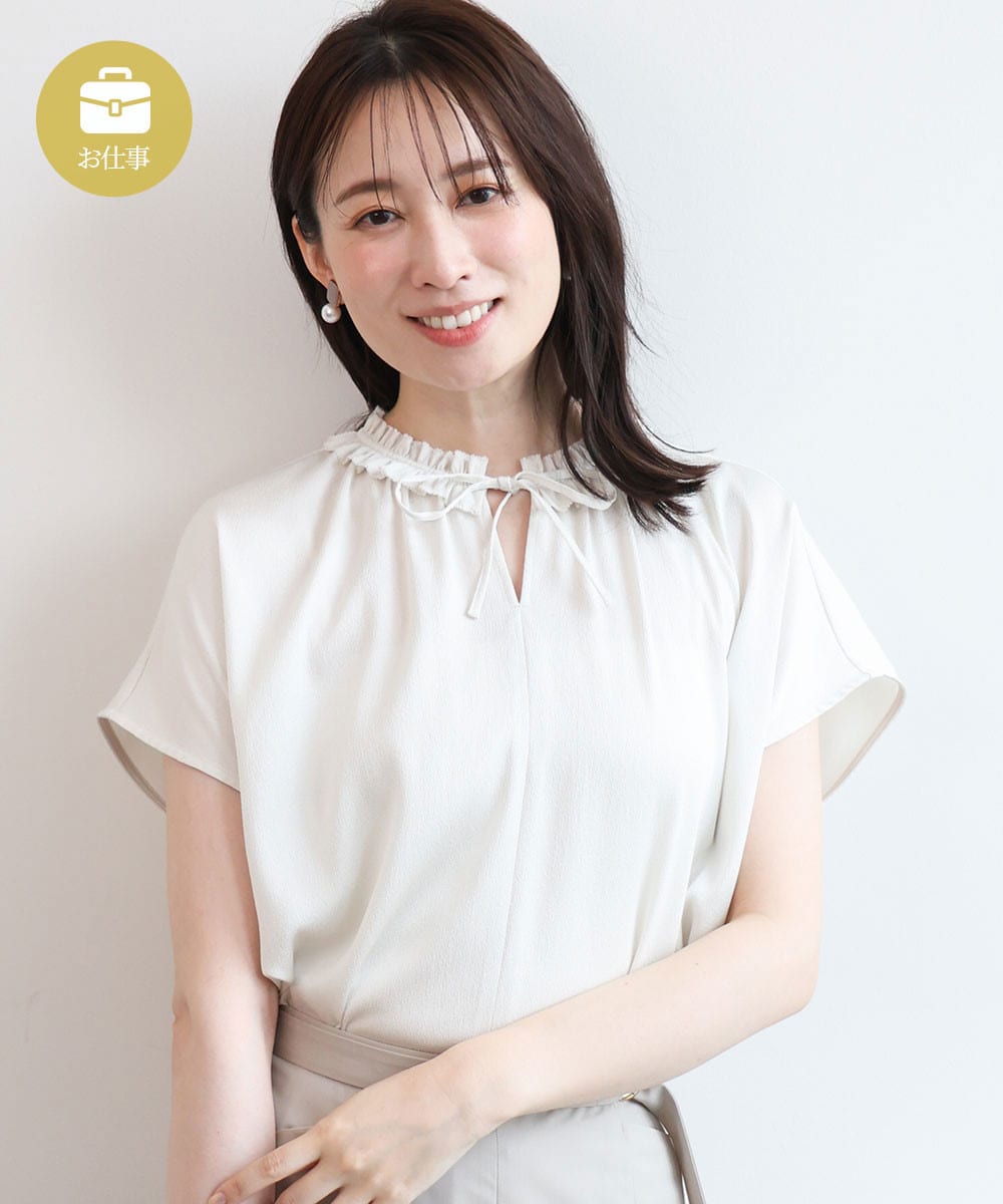 ギャザーフリルネックサテンブラウス/洗濯機で洗える/WEB限定サイズあり