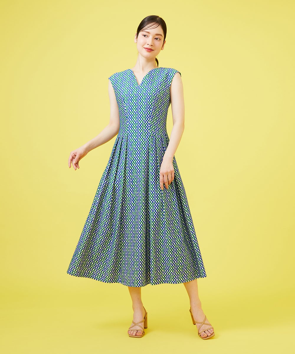 スクエアドット刺繍ドレス
