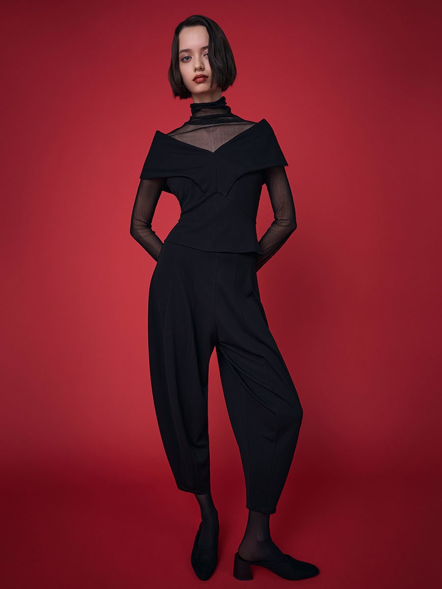 Sweetheart neckline top x Cocoon pants