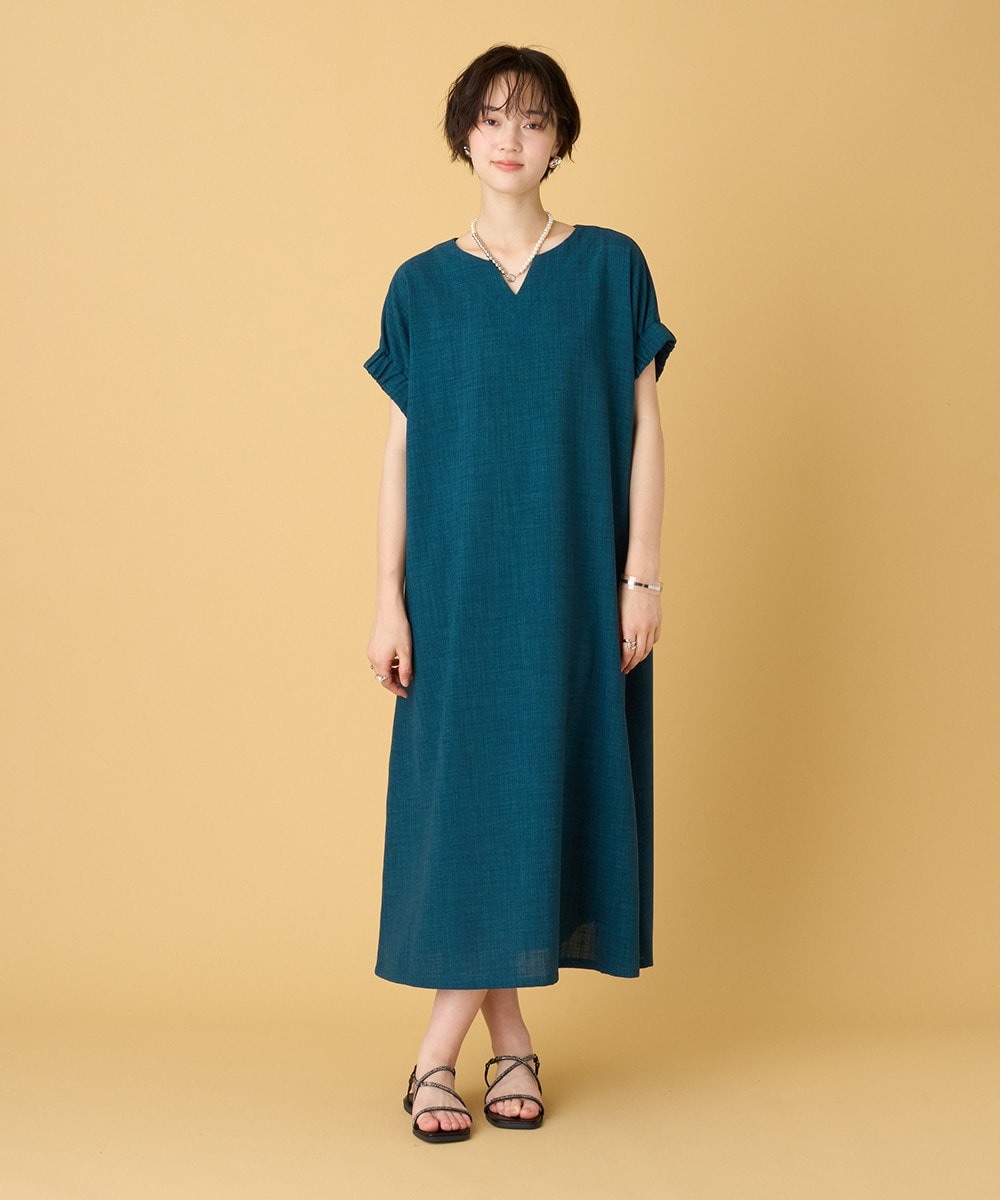 スリットネックロングワンピース