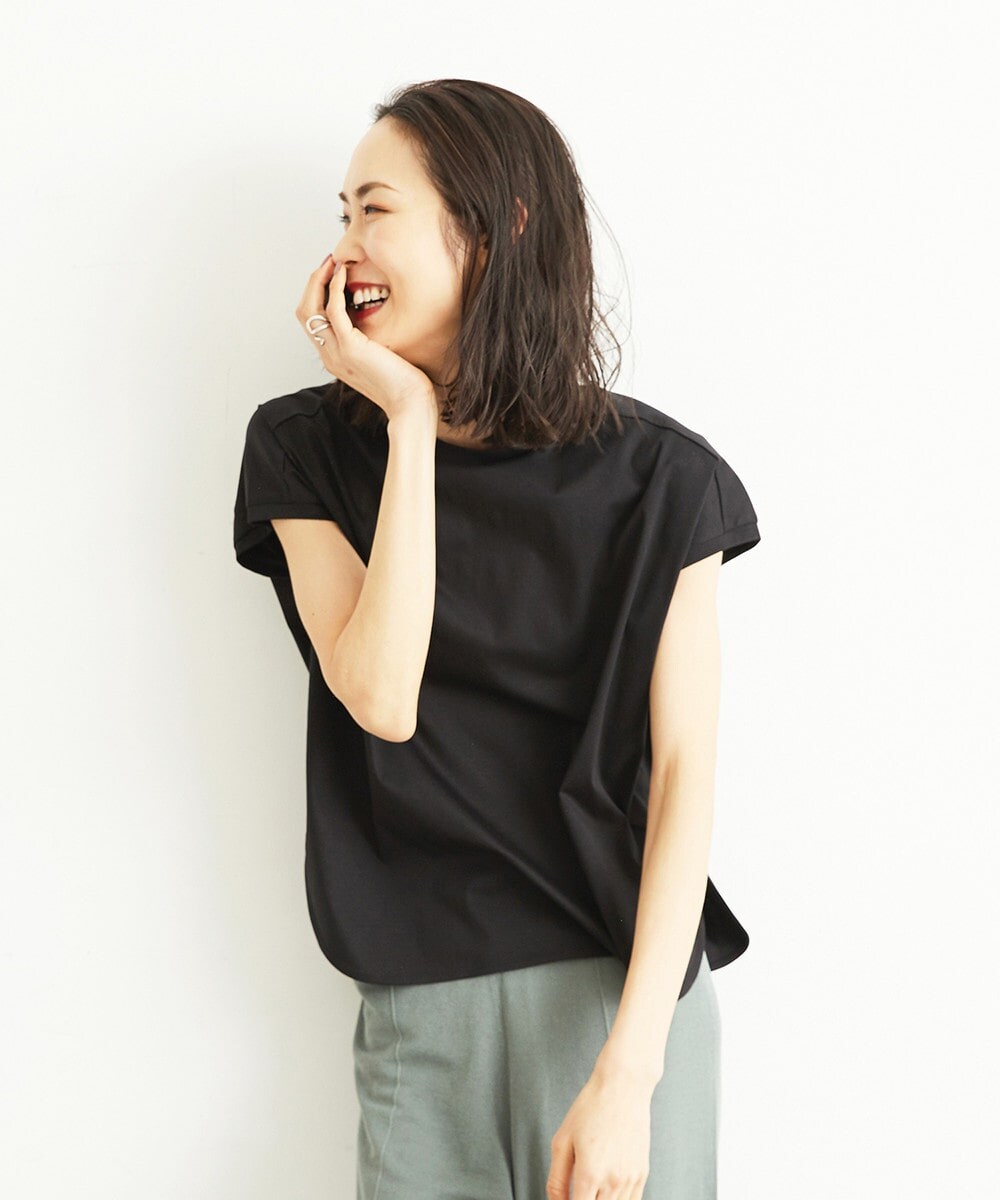 クルーネックカットソー