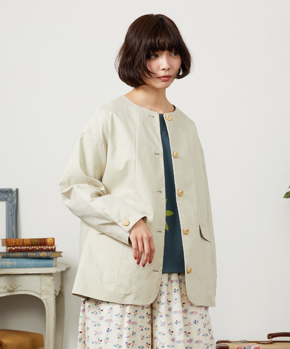 裏地プリント ノーカラーミドル丈コート