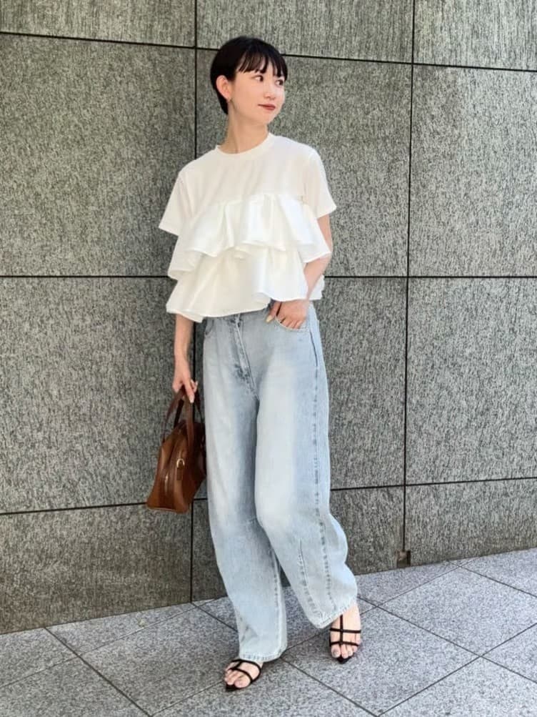 ティアードフリルTシャツを使ったコーディネート