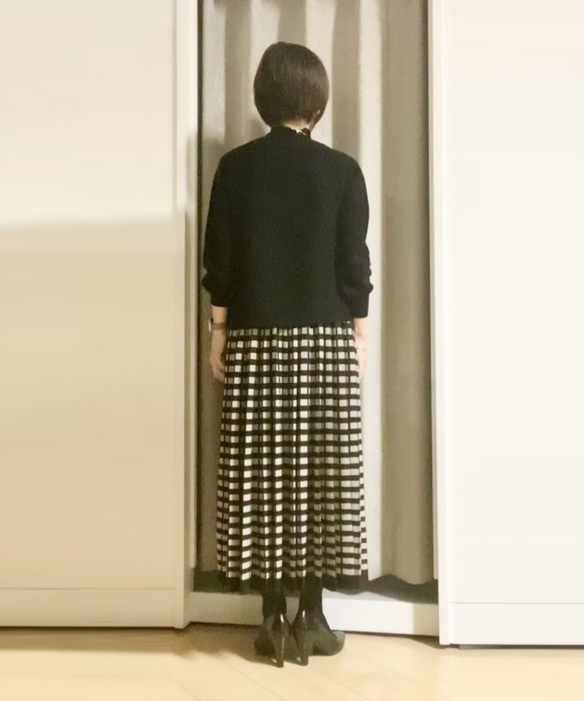 存在感のある配色使いのプリーツスカート