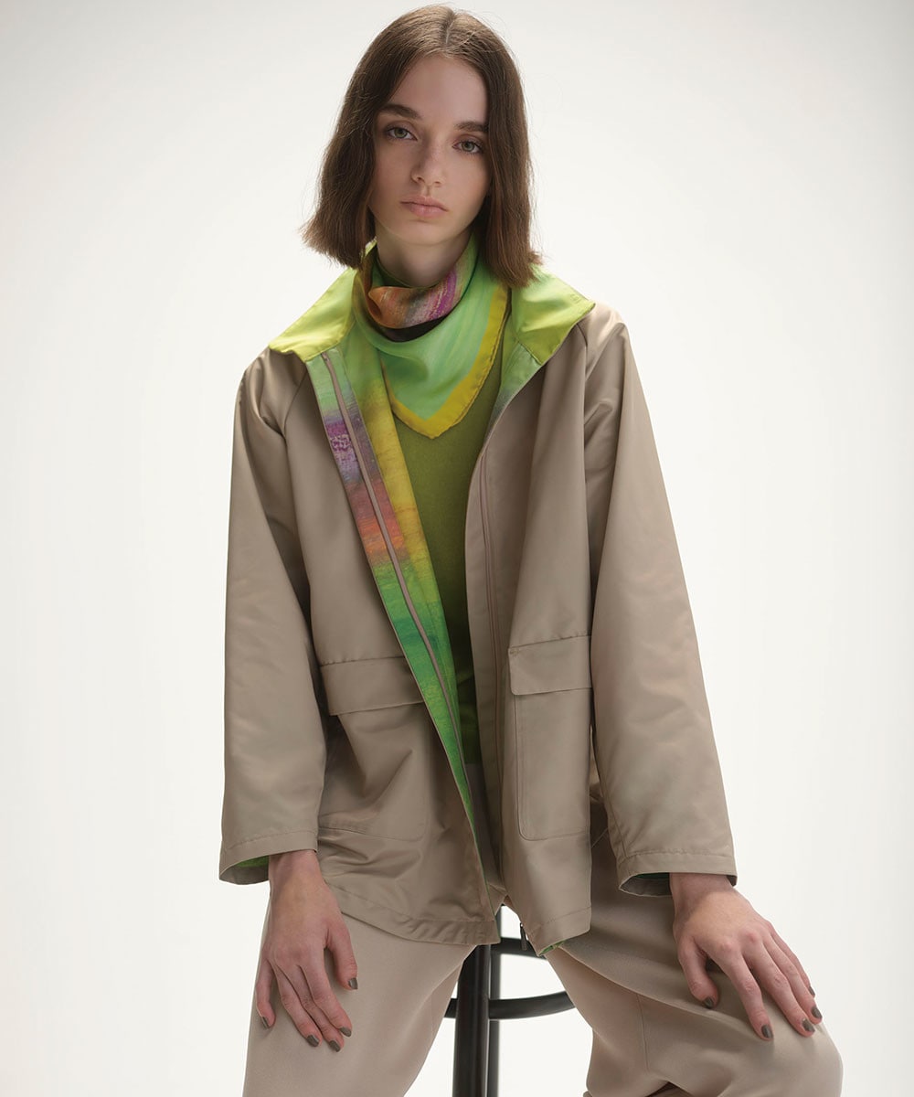 Reversible jacket × silk scarf