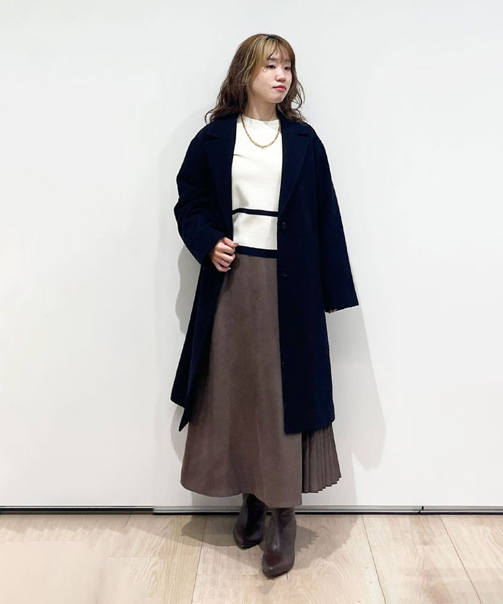 部分プリーツで華やかで女性らしく