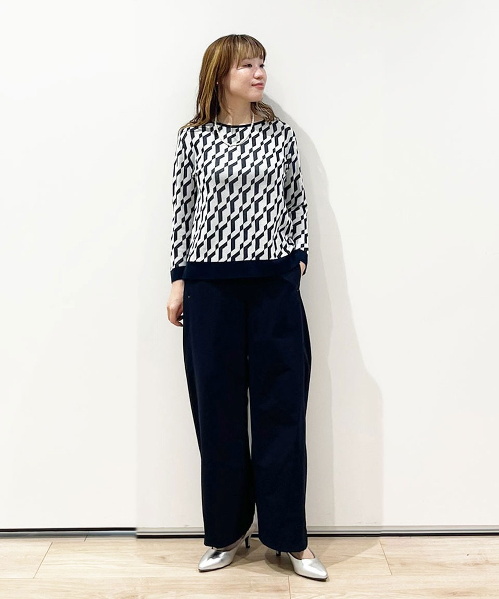 パッと目を引くレッドで鮮度感アップ			