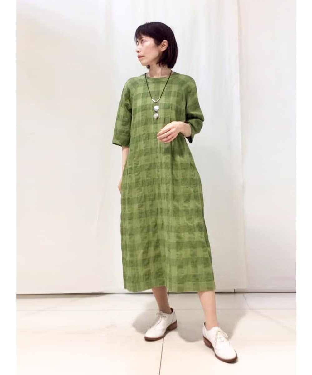 上品チェックで叶える、リラックス美人ワンピース
