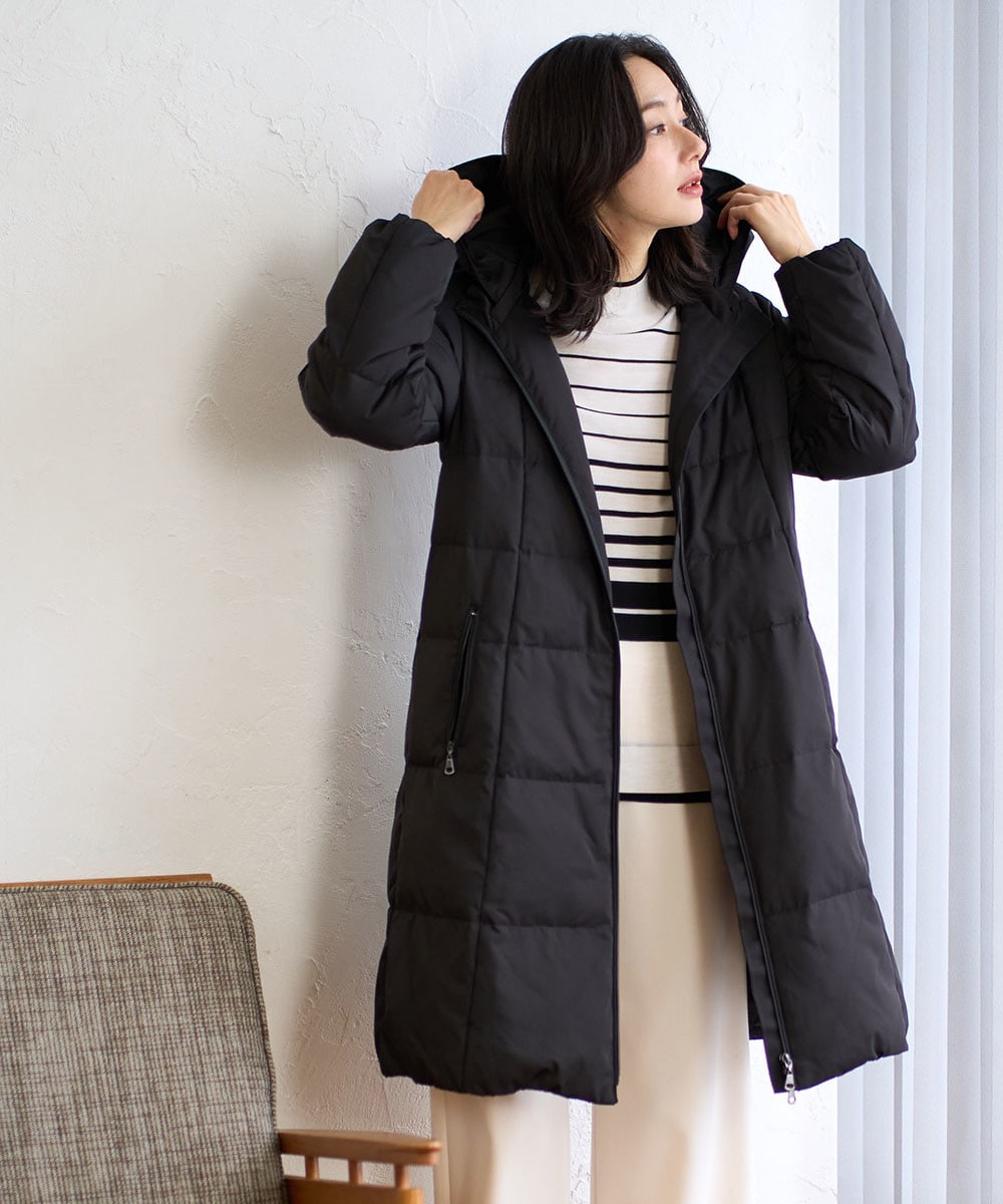 シャイニータフタロングダウンコートのコーディネート