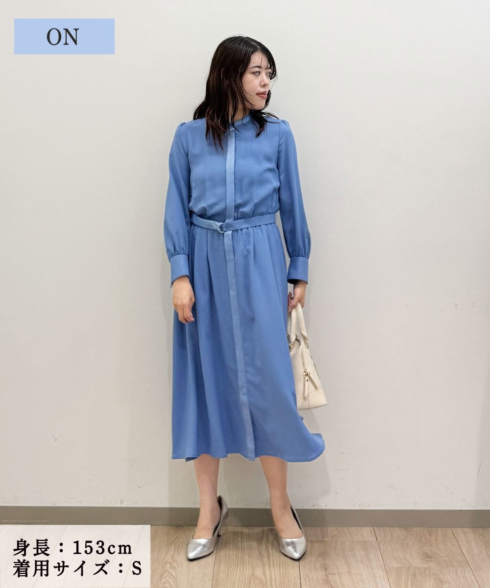 シンプルながら華やかさのある一着