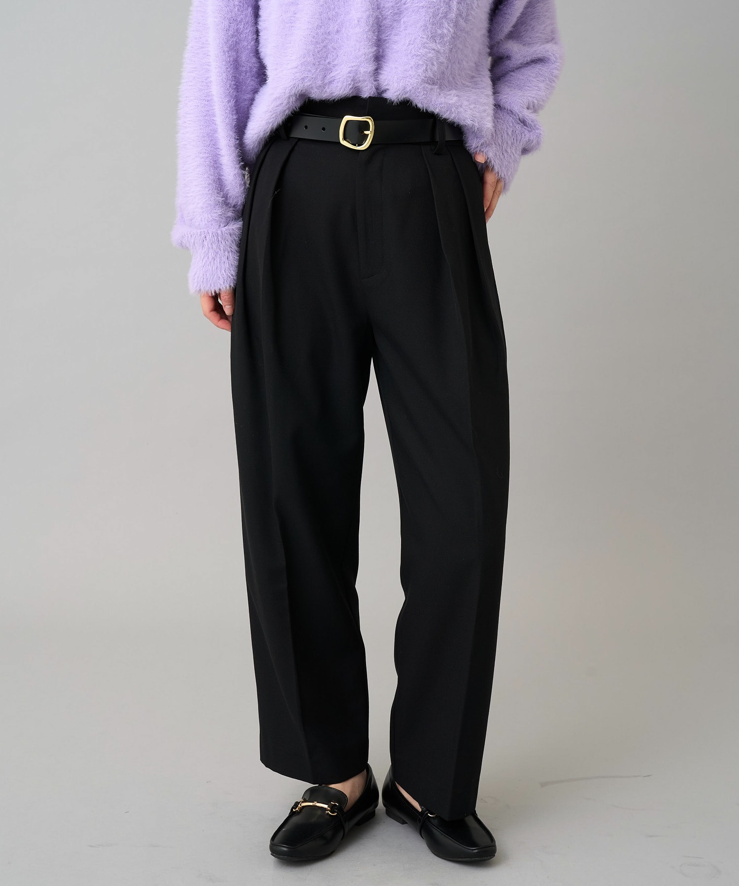 ワイドテーパードパンツ