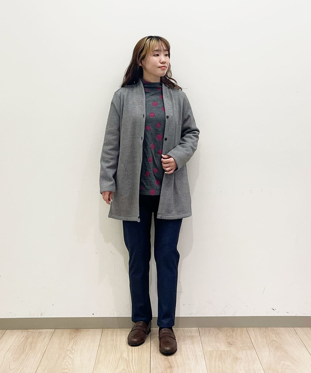 秋から冬まで活躍する一枚