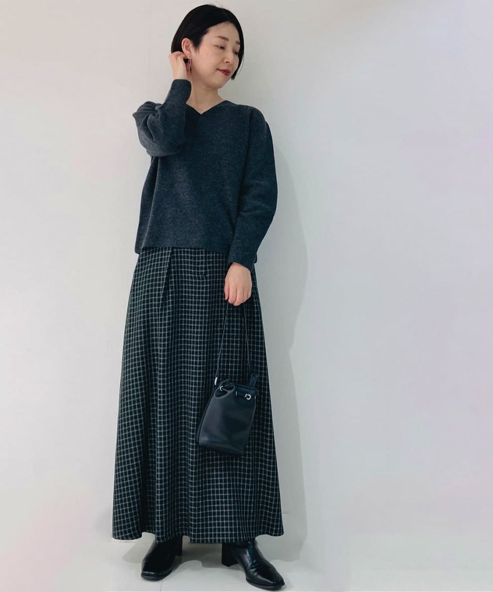 ニット×チェック柄スカート