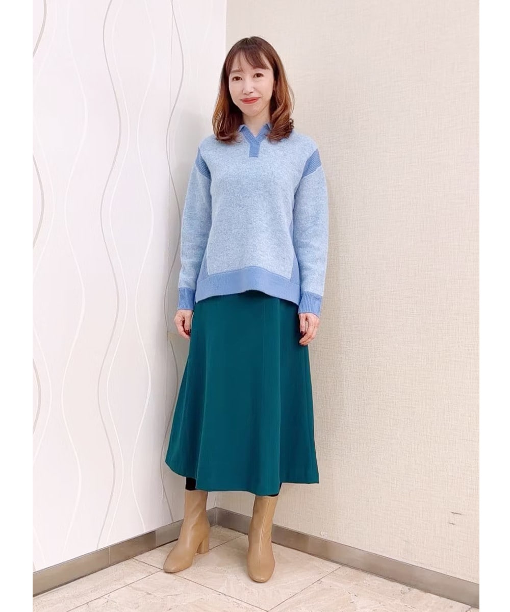 コーデが軽やかになるライトブルー