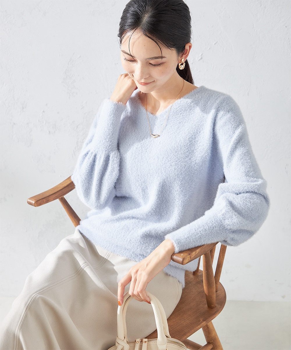 ヘアリーラメVネックニット