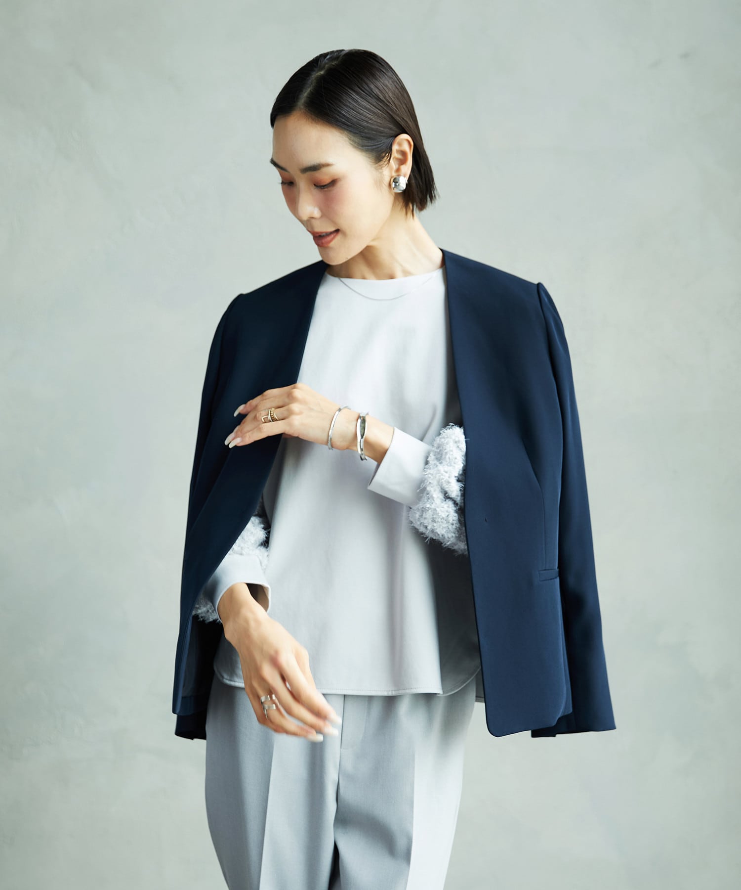 ジャケットでつくる上品スタイル