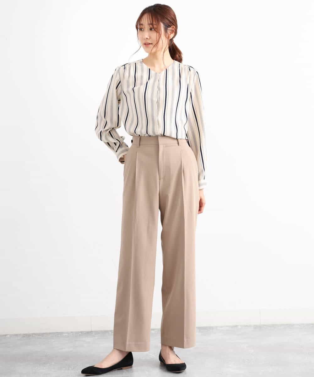 MK ミッシェルクランのストライプブラウスを使ったコーディネート