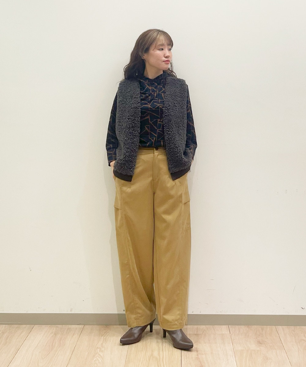 まだまだ注目度の高いカーゴパンツ