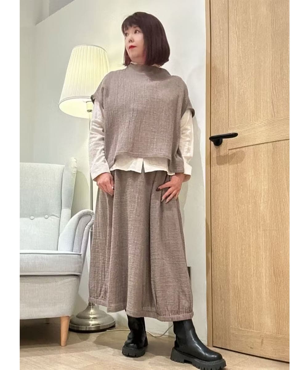 優しげな雰囲気のナチュラル感のあるセットアップ