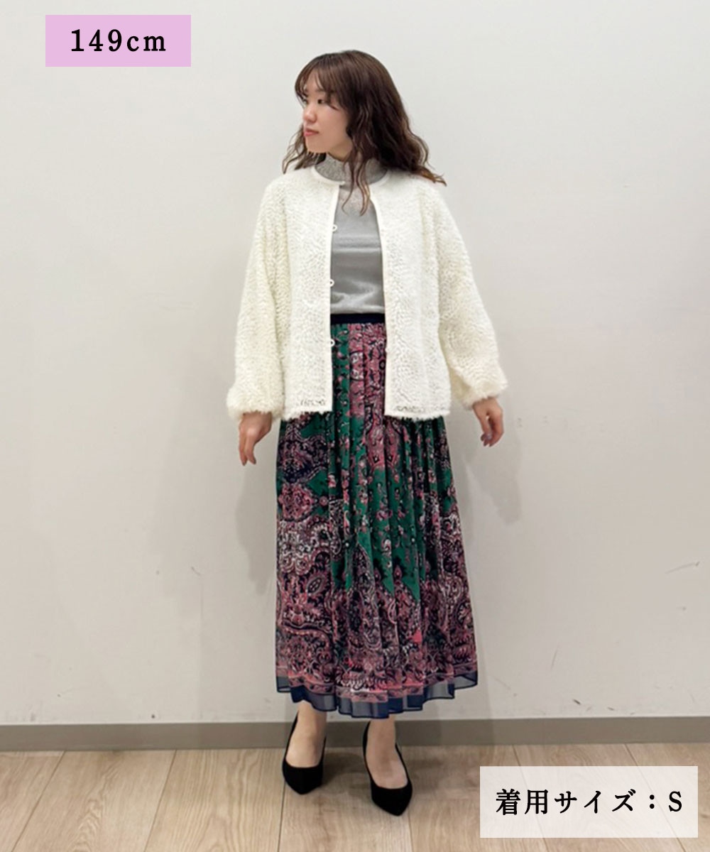 シアー感とフロッキープリントで品よく上品に