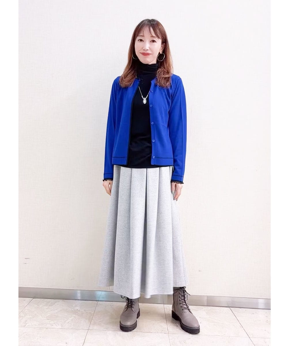 すっきりと見え洗練されたカーディガン