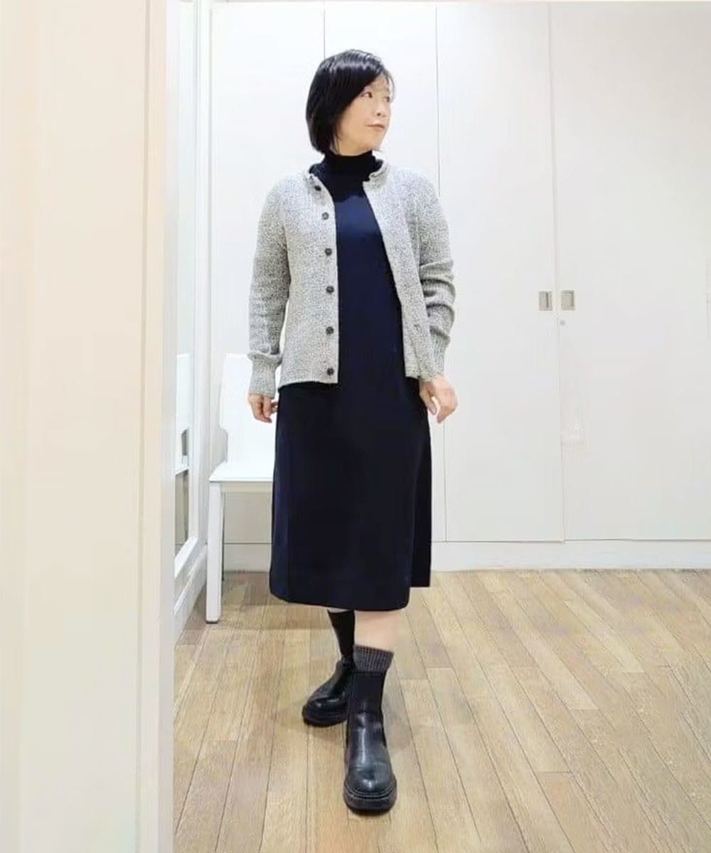 紅葉の色づきに映える上品コーデ