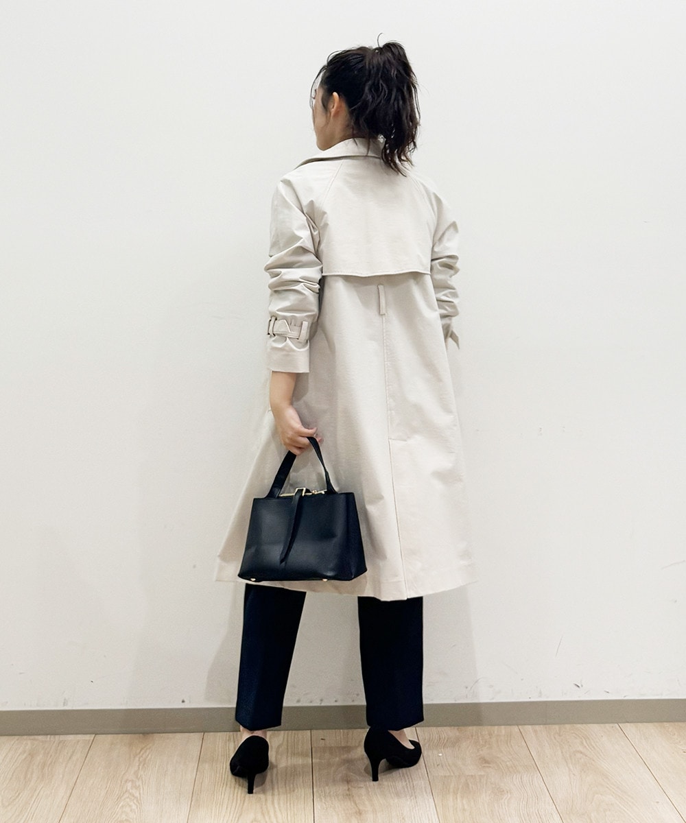 羽織るだけでかっこよく決まるロングコート