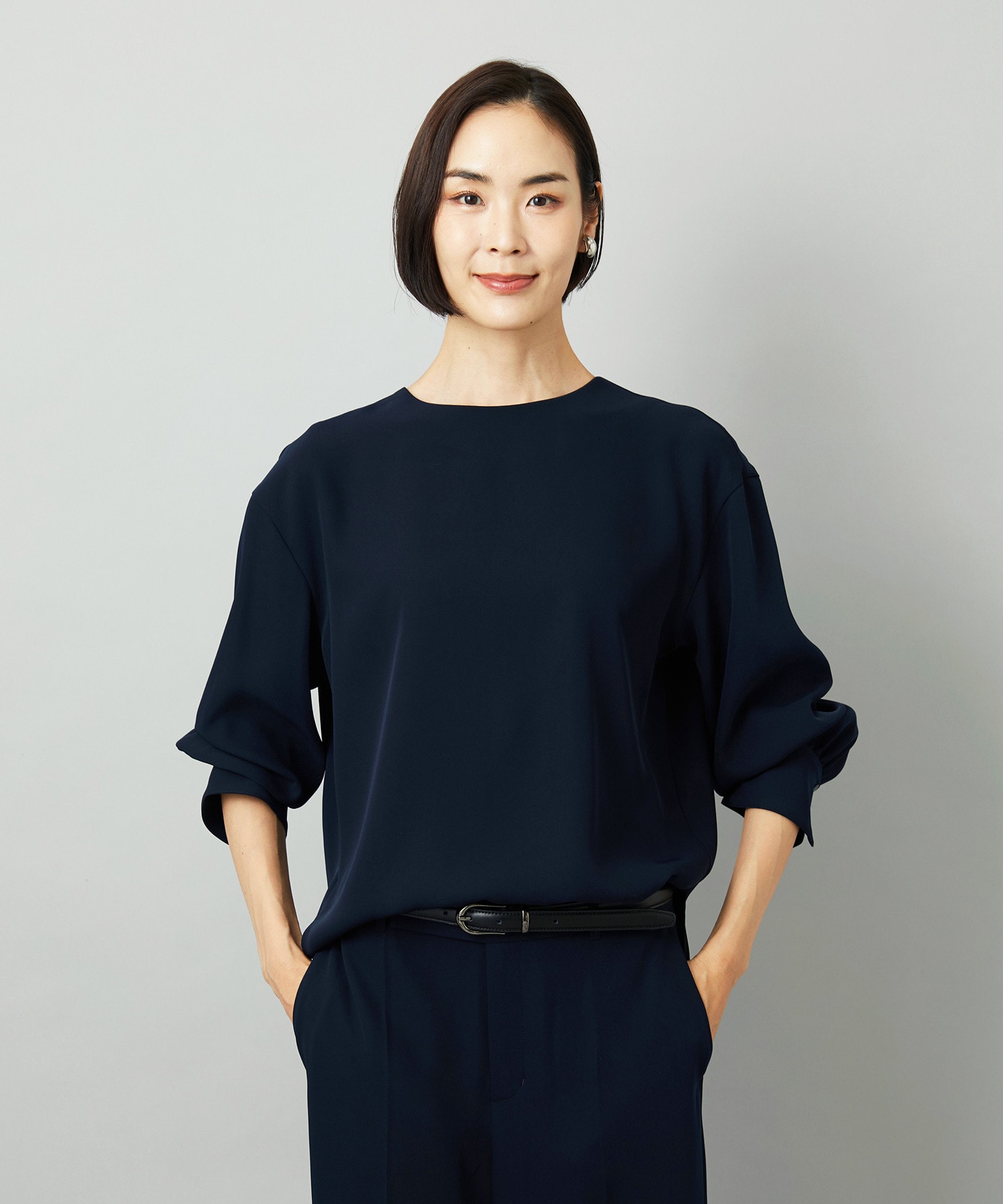 ブラウス×パンツ