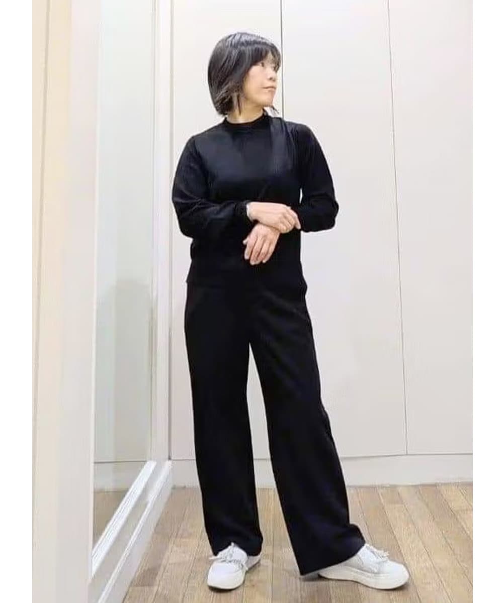 色違いで揃えたくなる万能ニット