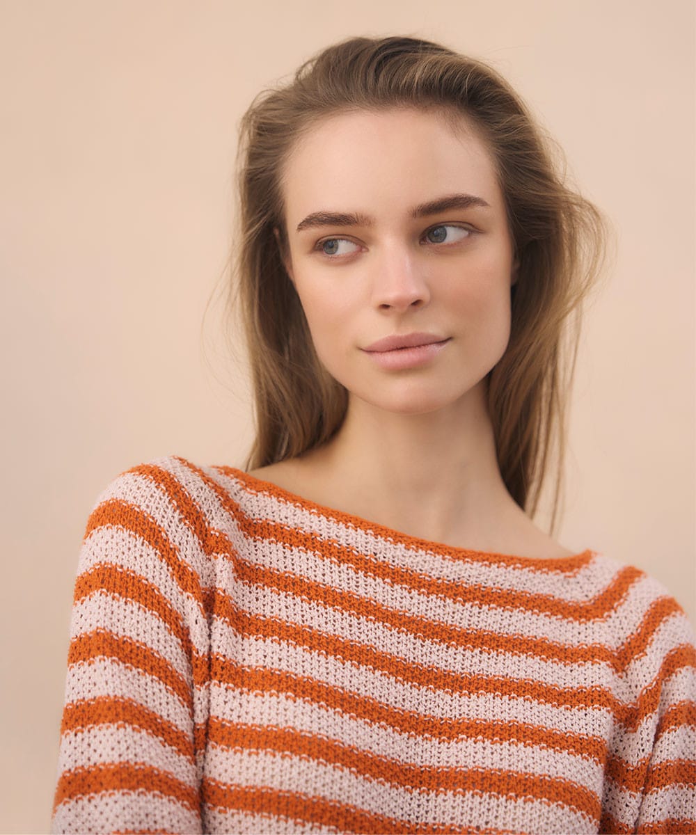 Silk border knit