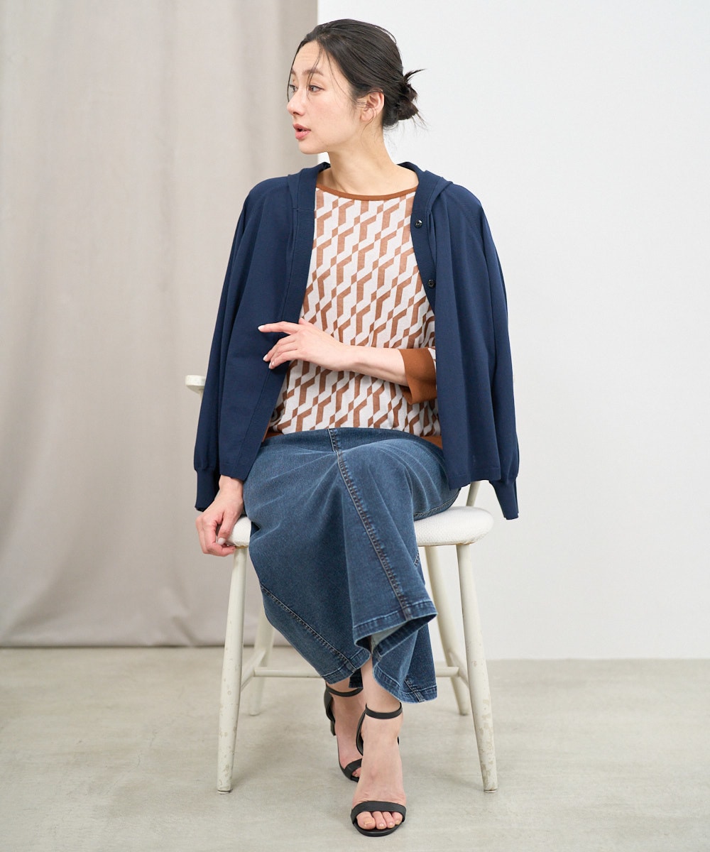 ハイゲージ幾何ジャカードニット