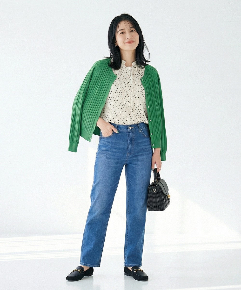 アーヴェヴェのカーディガン