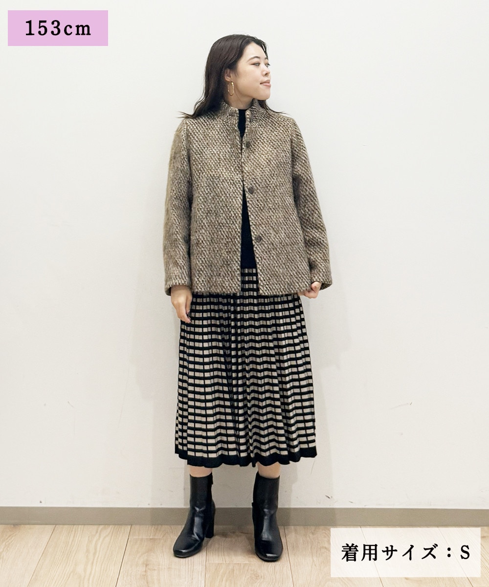 着こなしに華やぎをプラス