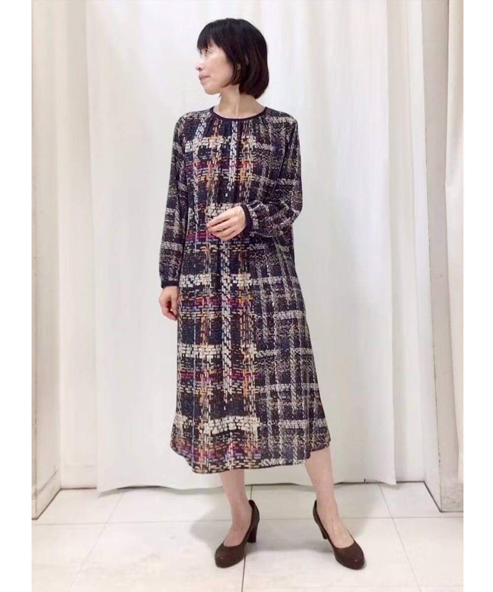 チェック柄が印象的なシャレ見えワンピース