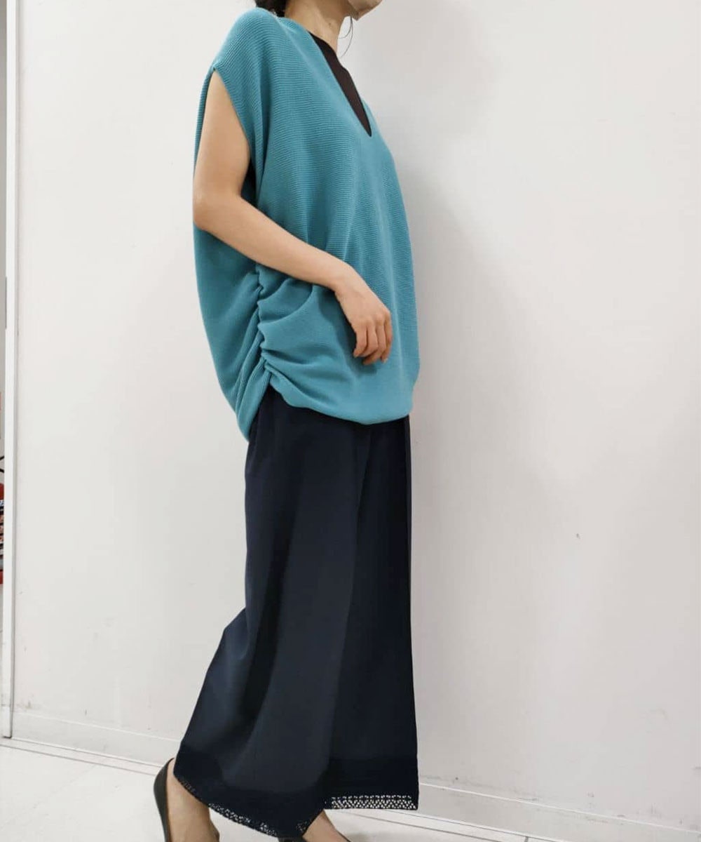 ジオメトリックレース使いヘム ストレートパンツ / 小さいサイズ展開あり