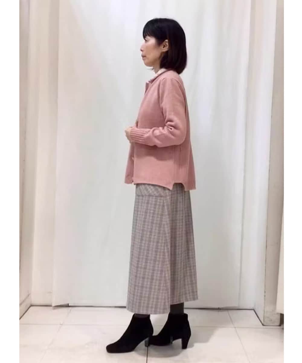 飽きのこないシンプルカーディガン